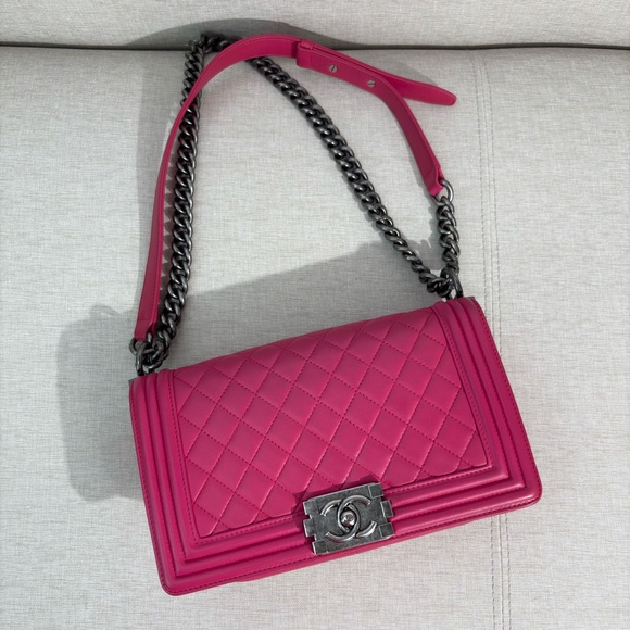 CHANEL Fuchsia Pink Quilted Calfskin Boy Bag Medium SHW - Picture 6 of 16